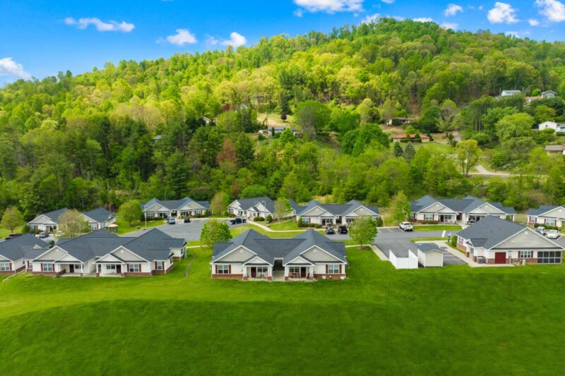 Forest Hills, Low-income housing tax credit LIHTC apartment community NC, Garden-style multifamily housing development NC